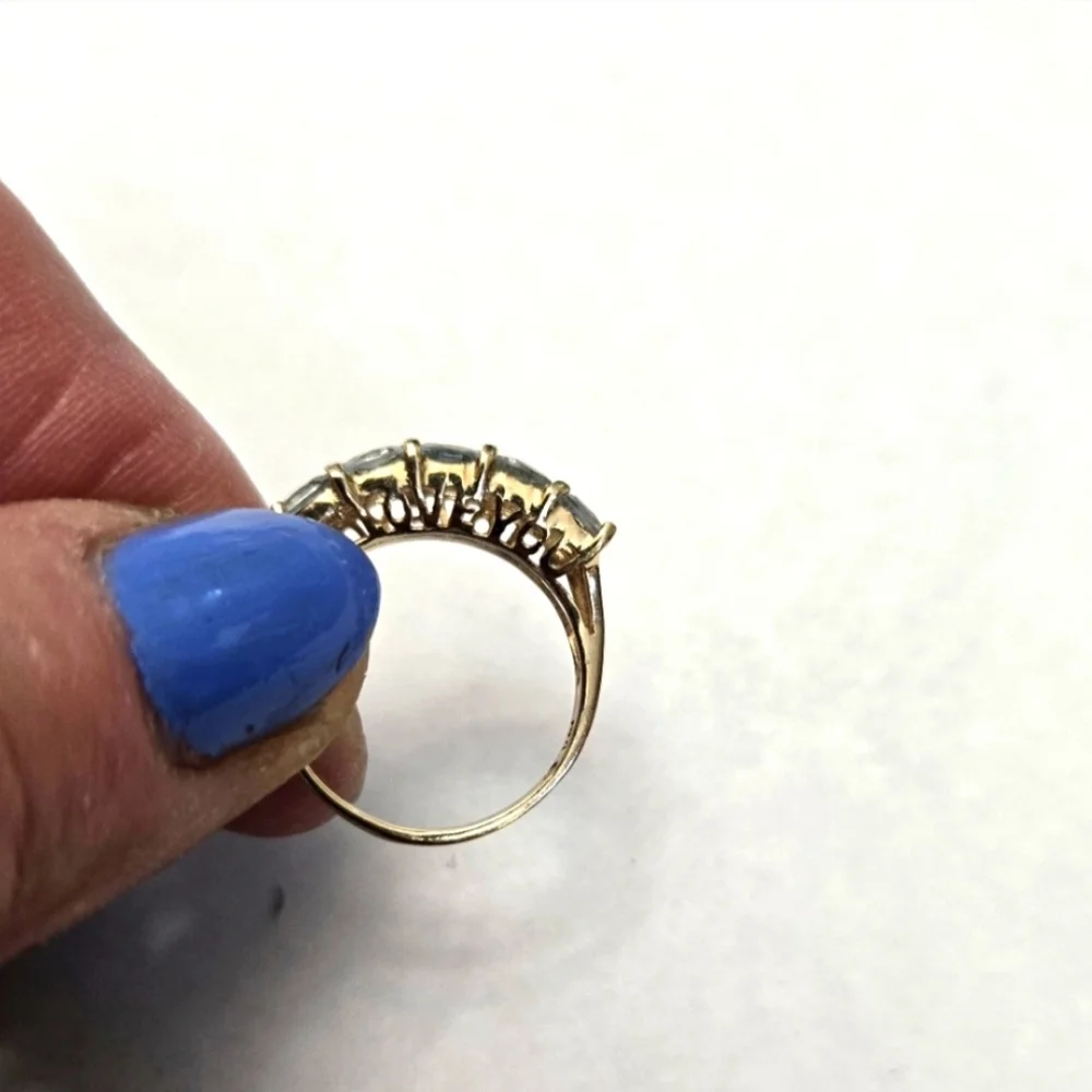 14kt Solid Yellow Gold Aquamarine And Diamond Ring